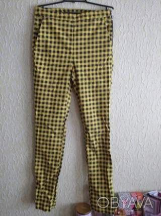 Стрейчевые штаны в клетку, р. С, Zara, Испания