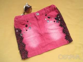 Красивая джинсовая юбка в камнях с кружевом, на 8-10лет