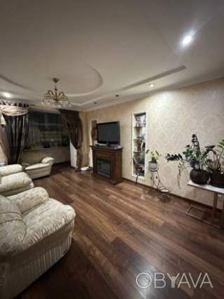 5-комнатная квартира, 135 кв.м