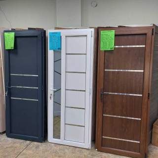 Металопластикові двері міжкімнатні та вуличні по розмірах