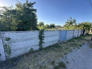 Продаж ділянки Крюків