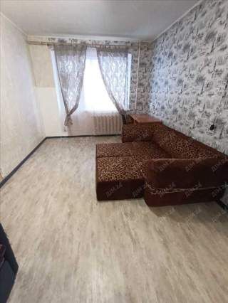 Затишна однокімнатна квартира в спальному районі міста!