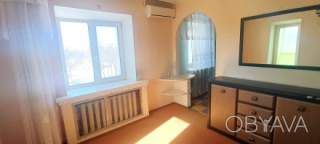 Продам 2-кімнатну квартиру 52м #178;, код № 213-125-812