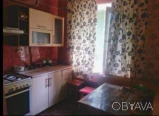 Сдам комнату на Леваде в 2 ком. кв. с хозяйкой.