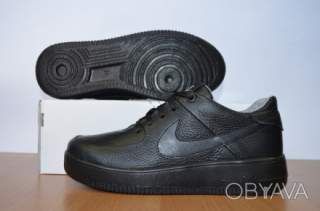 NIKE AIR FORCE черные. 37