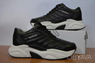 Кроссовки Reebok белые. 37