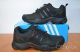 Кроссовки Adidas ax черные.