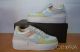 Кроссовки Nike Force разноцветные.