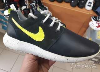 Кроссовки мужские Nike.последняя пара.синий цвет.размер 40 и 45.