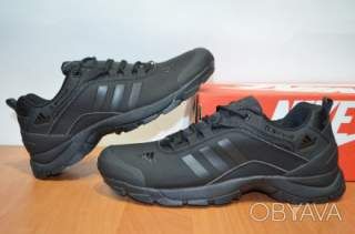 Зимние кроссовки Adidas Terrex.