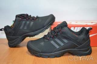 Зимние кроссовки Adidas Terrex.