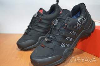 Зимние кроссовки Adidas Terrex.