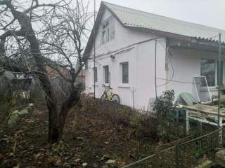 продам дом с ремонтом в Жуках