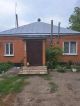 Продам просторний  будинок у передмісті.