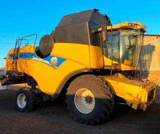 Комбайн клавішний New Holland CX 6090