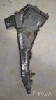 Направляющая переднего бампера правая на Audi Q7 4L0807284B