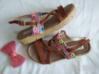 Красиві дитячі босоніжки на літо дівчинці, р.33, Claudia Ghizzani, Сток