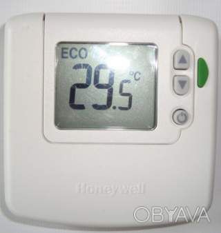 ЕСО Цифровой комнатный термостат Honeywell DT90E1012
