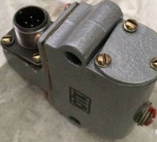 Куплю вимикач 765-96-сб161 і 765-96-сб163