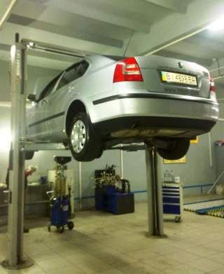 Подъёмники автомобильные,траверсы,пресса,краны,гидравлика для СТО