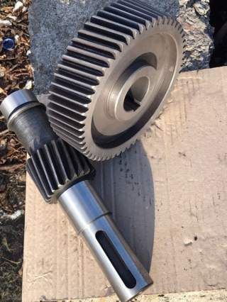 Вал-шестерня на волчок К7-ФВ2П-160. Новий. Продам.