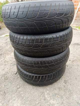 Продам комплект шин Р15