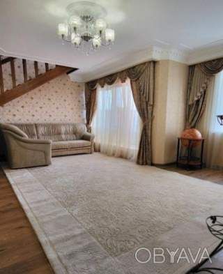 5-комнатная квартира, 150 м.кв.