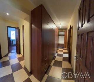 Продаж 2-х кімнатної квартири на Подолі код № 213-130-289