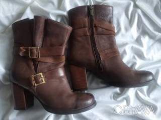 Якість, коричневі шкіряні утеплені ботинки черевики на стійкому каблуку