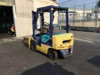 Вилковий автонавантажувач Komatsu з 2-а додатковими гідролініями