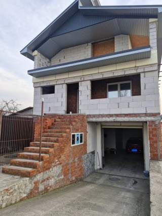 Новобудова 200м2, 3 Занасип