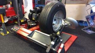 Шиномонтажное оборудование для легкового и грузового транспорта