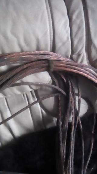 продам провод медь примерно 2см в диаметре. производство СССР