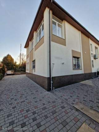 Будинок 280м2