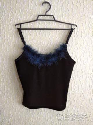 Велюрова майка топ з пухом по декольте, р.С