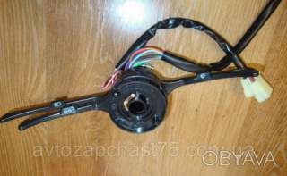 Перемикач підрульовий Ваз 2105, 2104, 2107, 3 важеля на 2 положення (Decaro