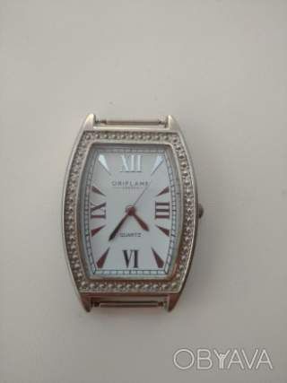 Красиві жіночі часи, годинник