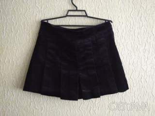 Плотна коротка вельветова юбка спідниця в складку