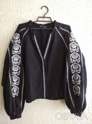 Льон і бавовна чорна з білим вишиванка, Zara, р. Л, Індія