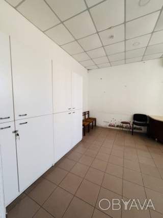 Продається комерційне приміщення