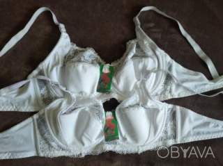 Уцінка, білі нові бюстгалтери, 48 F та 50F