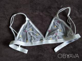 Новий прозорий еротичний бюстгальтер з сіточки і вишивки, р. 34/36, р.XS
