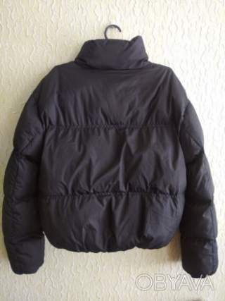 Тепла чорна курточка на осінь-зиму дівчатам підліткам чи жінкам